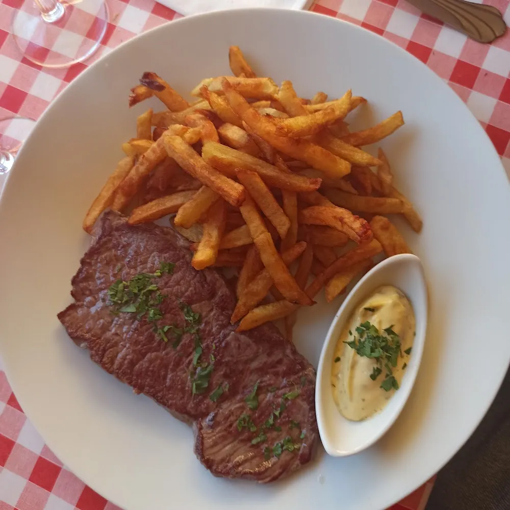Entrecôte Frites Maison
